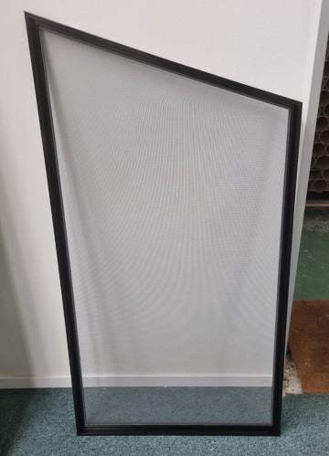 Hor met afwijkende hoek - driekhoekhor