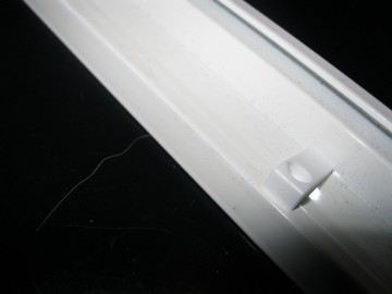 Kunststof spie met schroef tbv inzethor