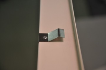 Stalen veer t.b.v. Inzethor 28 mm met schroef