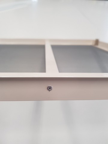 Tussenprofiel inzethor met popnagels