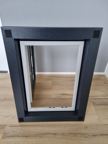 Universeel profiel buitenkant gemonteerd